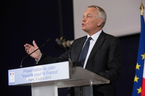 Ayrault investit l’avenir, petit, petit…