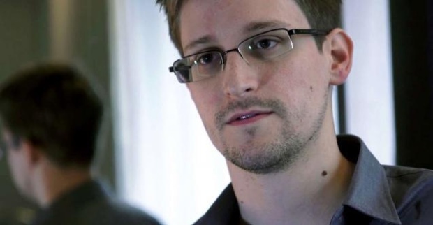 Affaire Snowden : NSA vs Facebook, qui est le plus intrusif ?