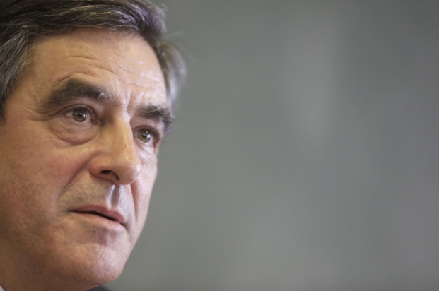 Fillon descend Sarkozy dans sa course vers 2017